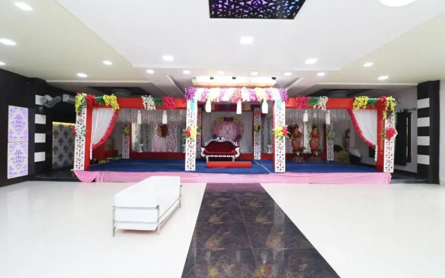 Hotel Panchatala Palace By OYO Rooms