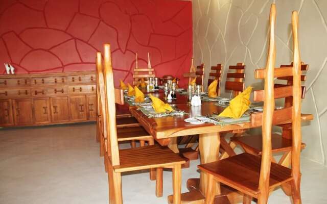 The Pelican Lodge
