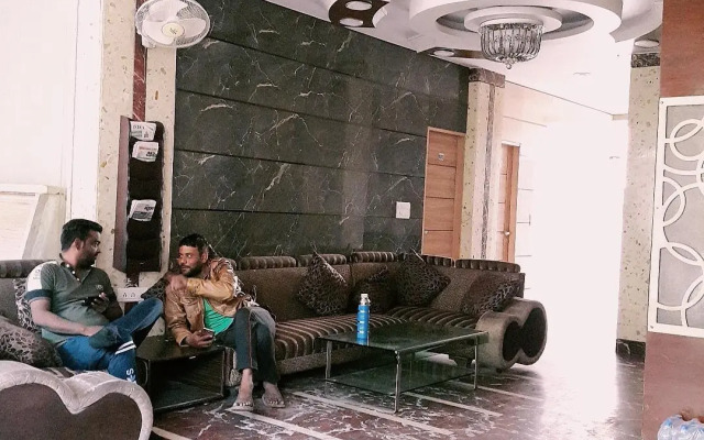 Hotel Metro Jiapur