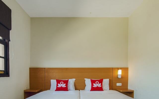 ZEN Rooms Basic Kupang Baru