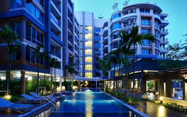 Locals Sathorn Siamese Nang Linchee Apartments