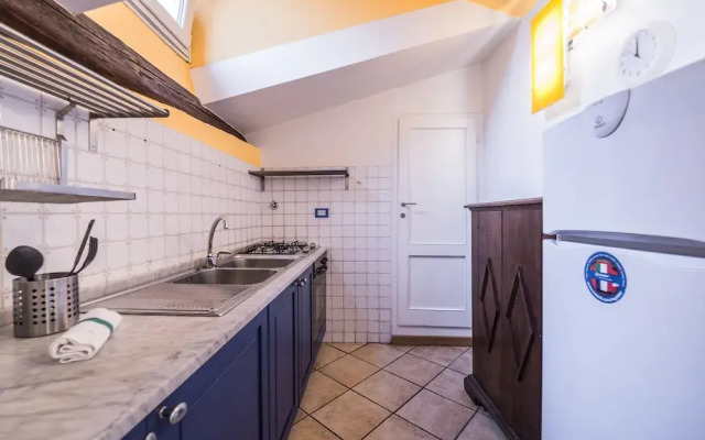 Stunning 2BD Apt 7min Walk to Duomo