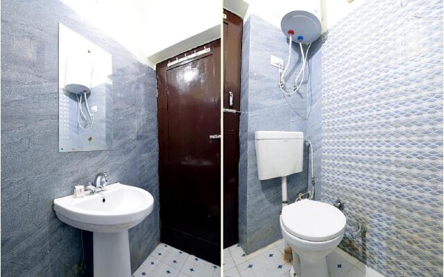OYO 22932 Hotel Shiv Shanker