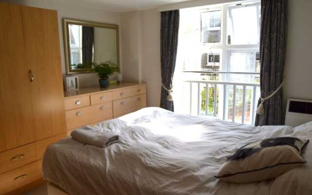 1 Bedroom Flat In Holborn