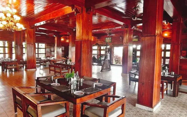 Vintage Trails By Ilara