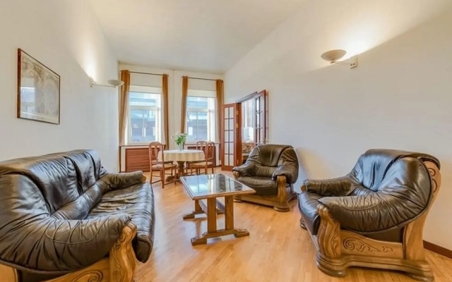 Ludwig Apartments on Nevsky 79