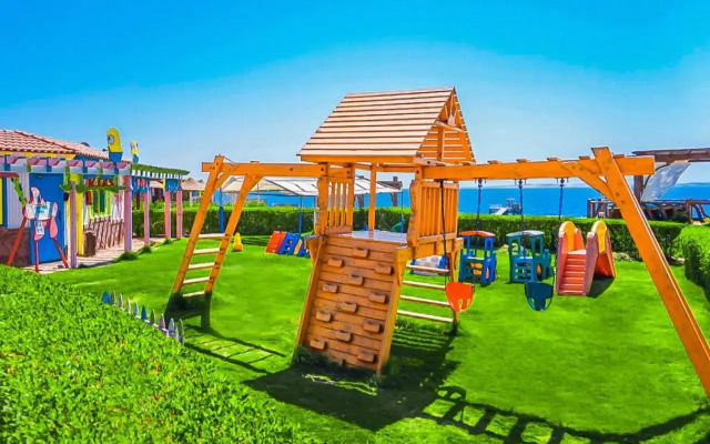 Charmillion Club Resort