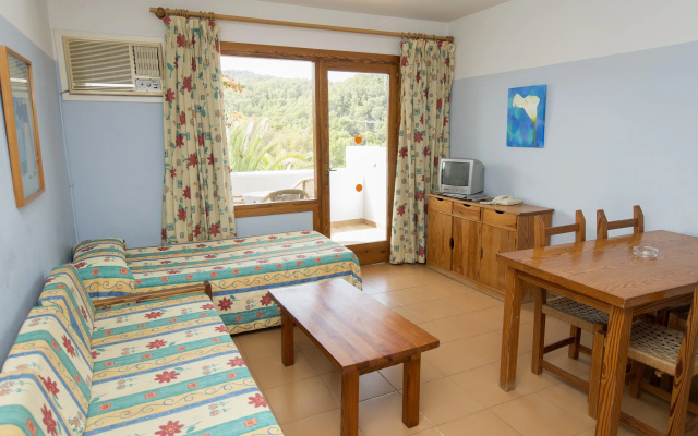 Apartamentos San Miguel Park & Esmeralda Mar