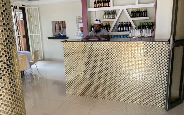 Safdal Hotel