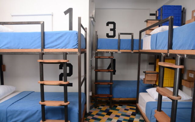 Makati Junction Hostel