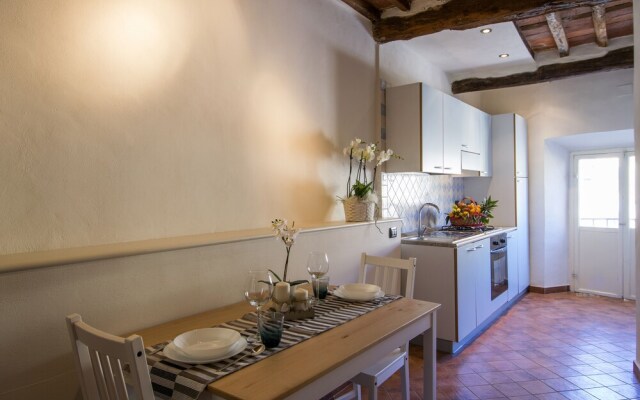 Vacation in Lucca Superior Apartments