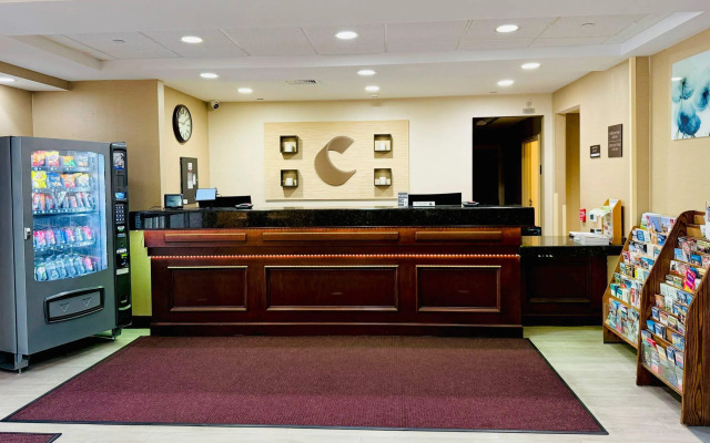 Comfort Inn & Suites Scarborough - Portland