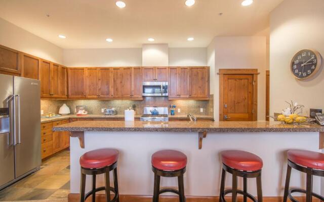 Luxury 3BD Village at Northstar Residence - Iron Horse North 101