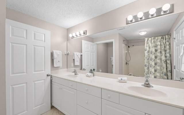 Windemere 908 with Pool Side Cabana