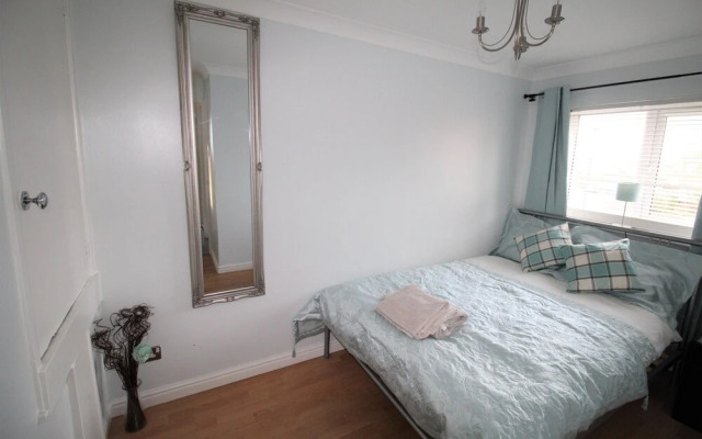Doncaster -very Quiet-private Parking-dog Friendly