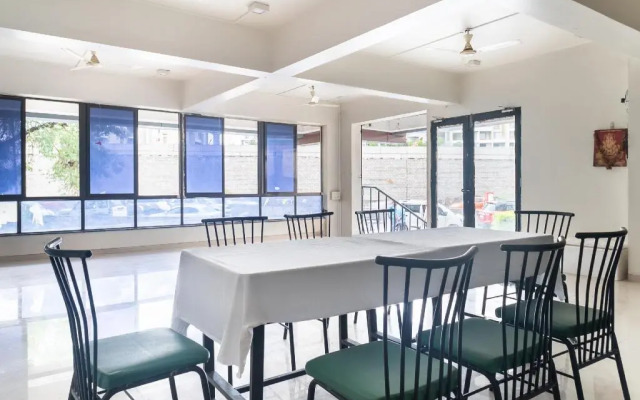 Hotel Majestic Executive by OYO Rooms