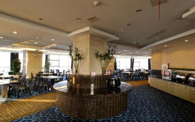 GreenTree Eastern Changchun FAW West Station Hotel