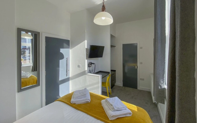 2 Bed- Victoria by Pureserviced
