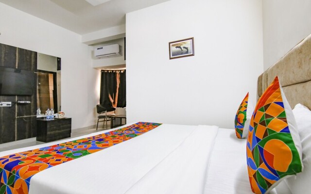 Fabhotel The Nation
