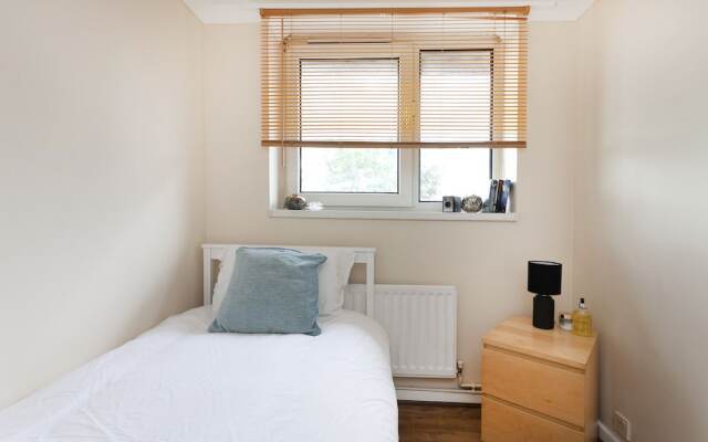 Longlyn 3 bedroom apartment