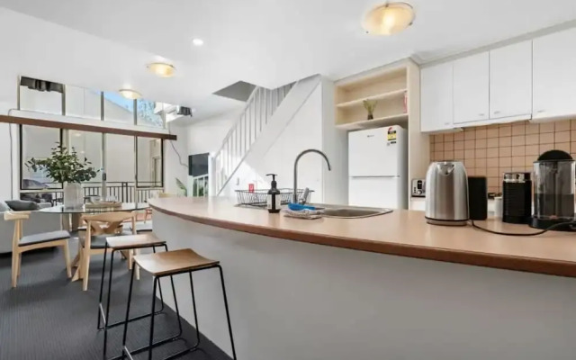 Prahran 3 Bed Escape - Close to Everything