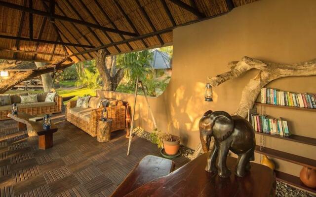 Xaro Lodge