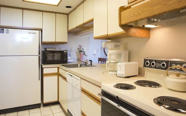 Harbourside 7123 by RedAwning