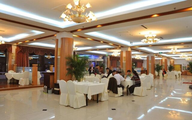 Linghai Hotel