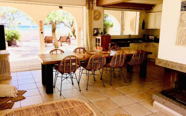 Mas Andalou Fabuleuse première ligne de mer, plage privative