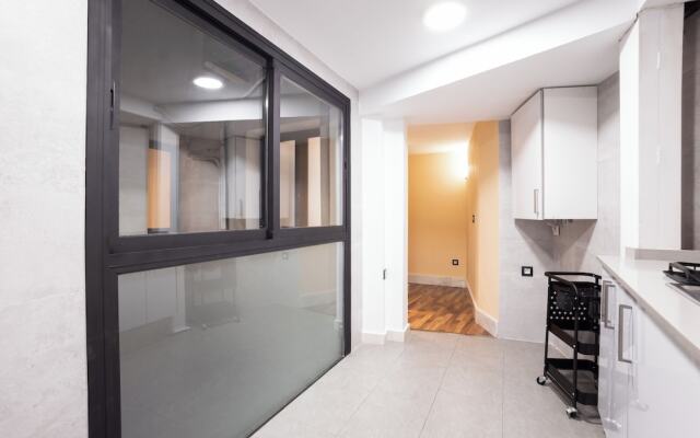 Lujoso Apartamento en Plaza Nueva