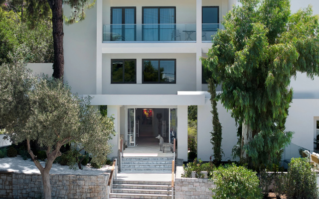 The Roc Club, A Grecotel Hotel to Live