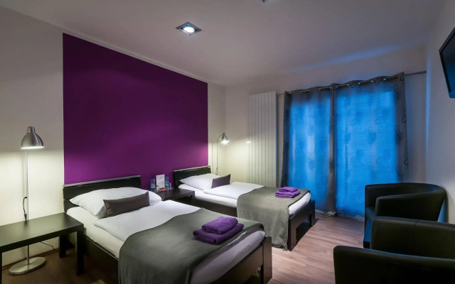 VV Hotel