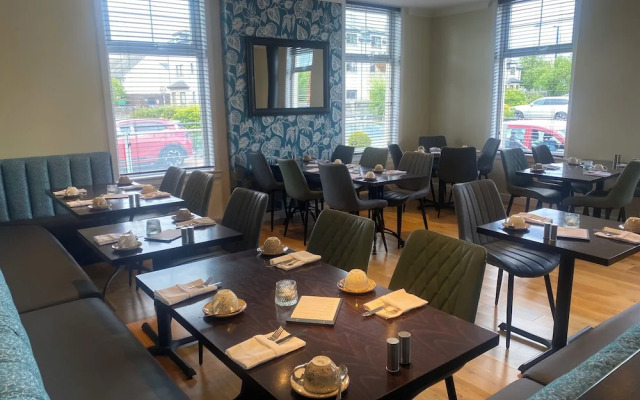 Sweeney Aviemore Two