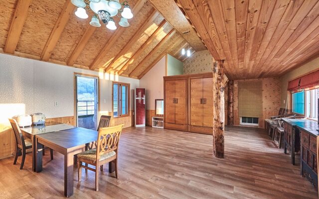 Ganghwa Sinsungi Pension