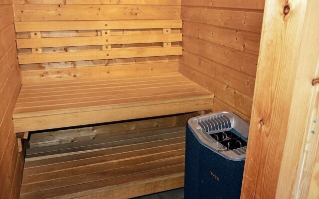 6 Person Holiday Home in Vikersund