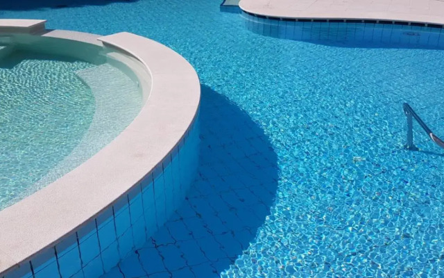 Sunshine Hotel & Spa