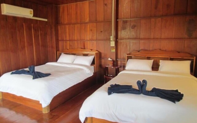 Tribal Pai Backpackers - Adults Only
