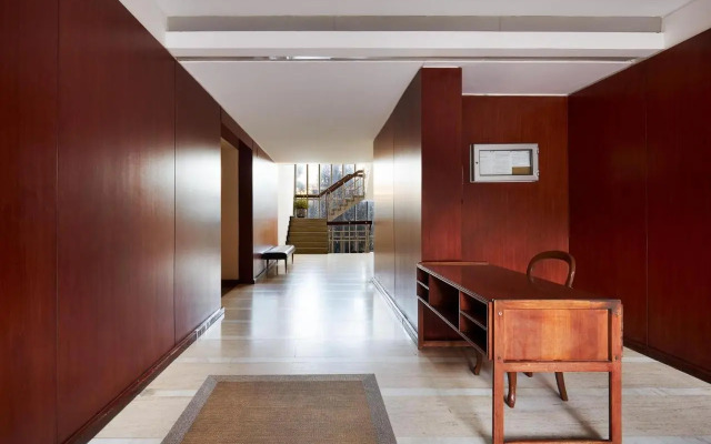 Infante Apartment