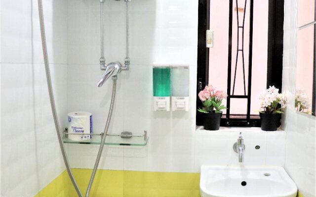 Super Guest House