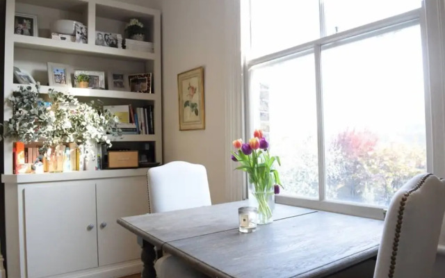 Decorated 1 Bedroom in Ladbroke Grove