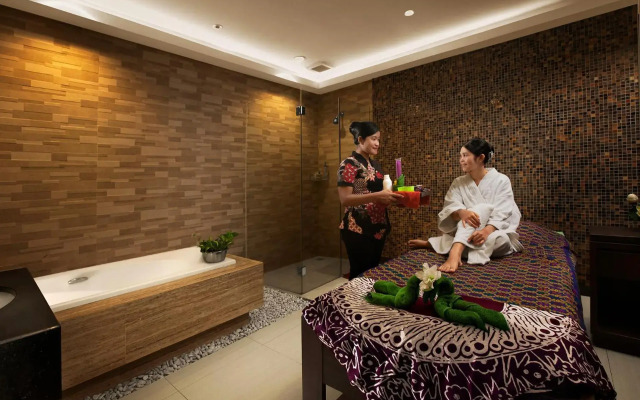 Lombok Raya Hotel