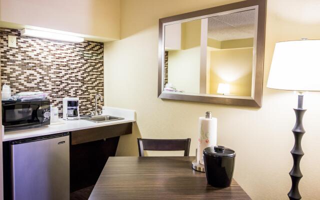 Atwell Suites Austin Airport by IHG
