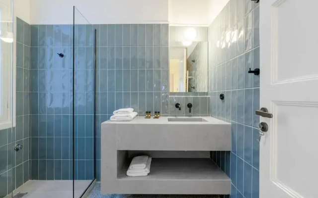 Apollonos Meno B C 12 ppl