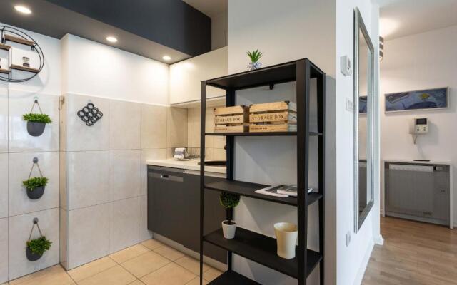 Spacious Apartment in Radnička Business Zone - FREE PARKING