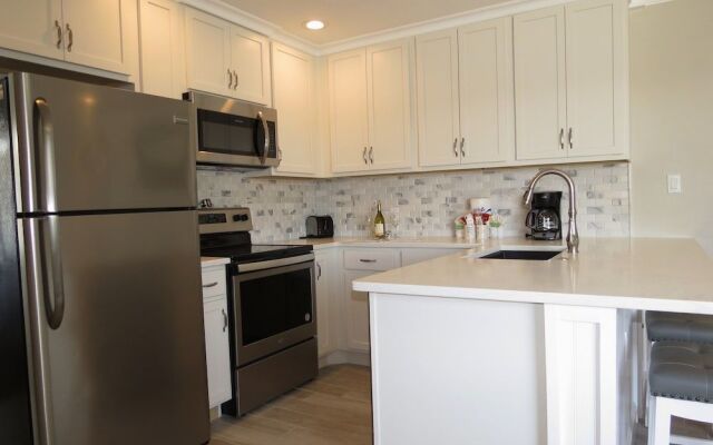 Capri 122 1 Bedroom 1 Bathroom Condo