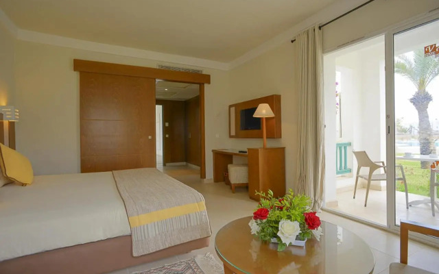 Vincci Helios Beach