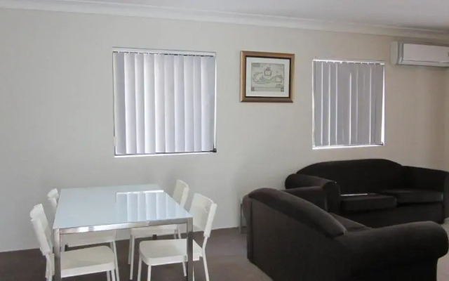 Parkside Apartments on Thomas Street