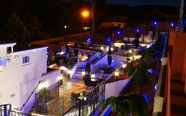The Fountain Inn