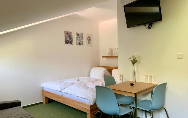 Mikulov - Inn - hotel s vinným sklepem Venuše