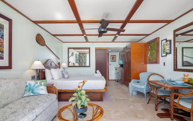 Luana Waikiki by Tropical Escapes Realty